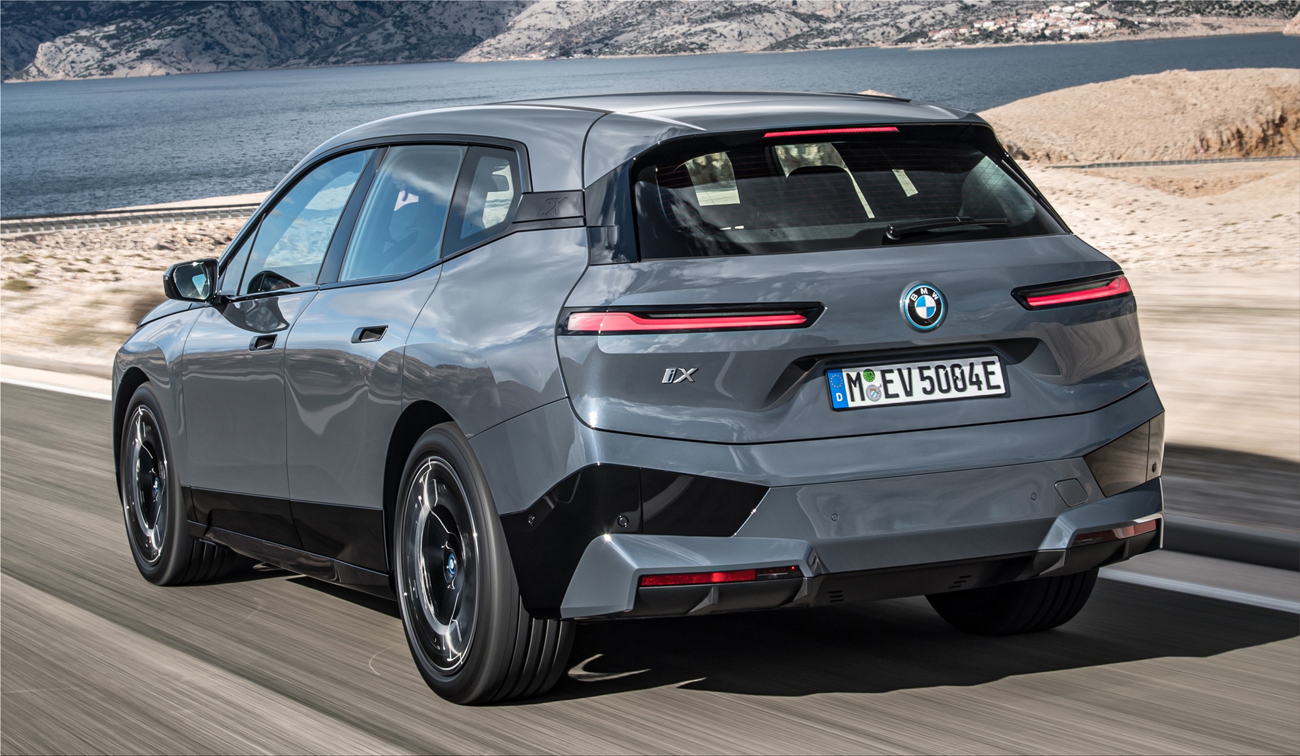 BMW News And Image Bmw Ix 40 Bmw Ix Electric Suv First Look Photos 