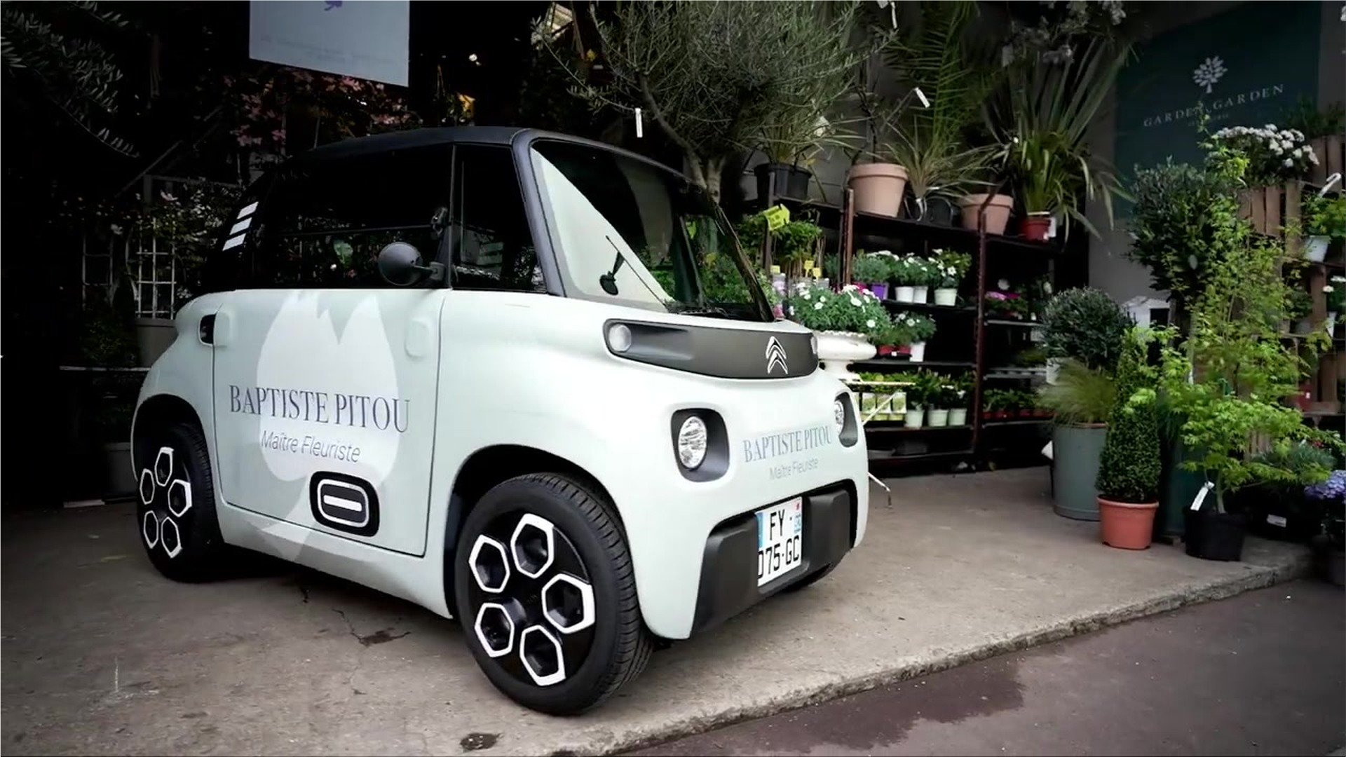 A new urban delivery electric car Citroen My Ami Cargo Electric Hunter