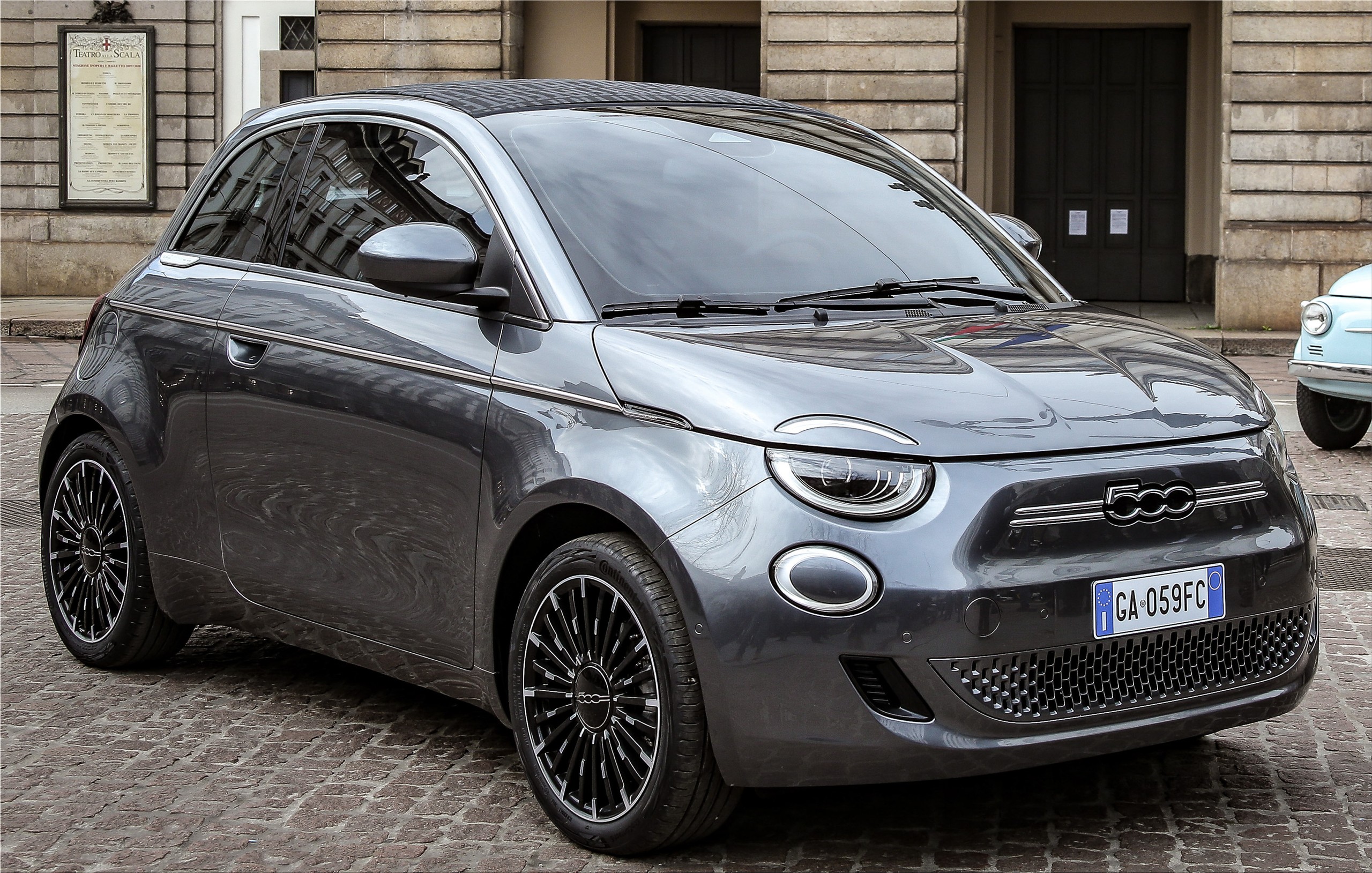 The new Fiat 500e electric car with 95 hp from 27,000 euros Electric