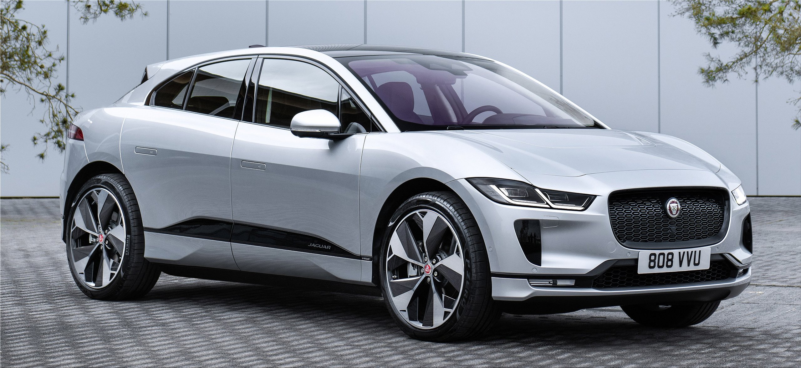 Jaguar IPace gets threephase charging Electric Hunter