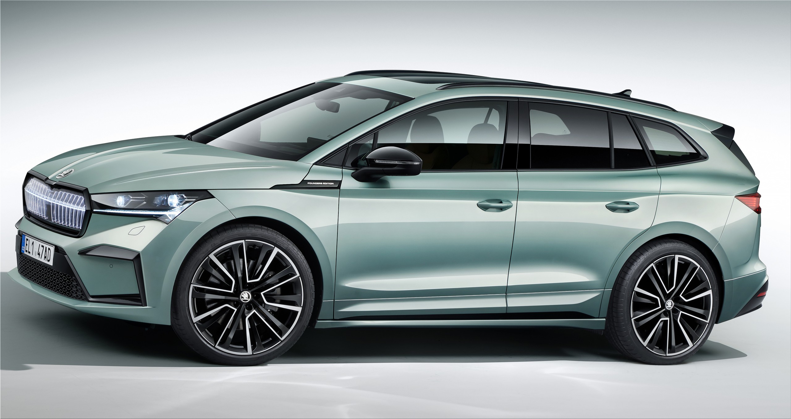 Skoda Enyaq IV Is The First 100 Electric SUV Of The Czech Brand Skoda Enyaq IV Is The First 100 Electric SUV Of The Czech Brand