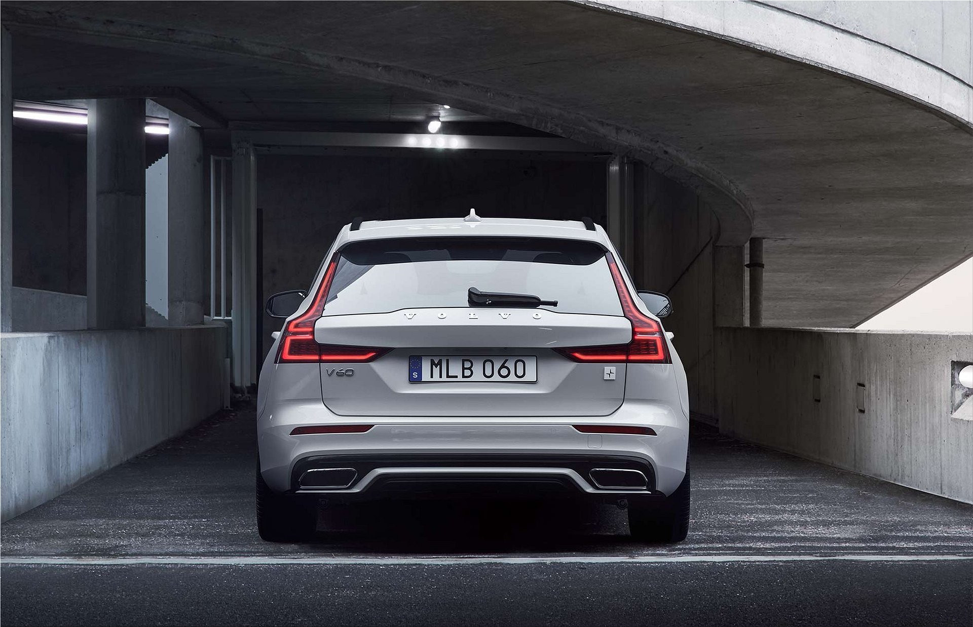Volvo V60 T8 AWD Polestar Engineered plugin hybrid is the most