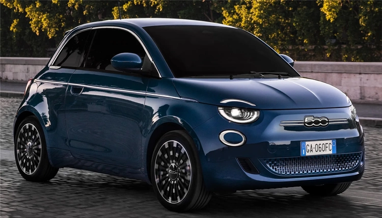 Fiat 500e electric city car