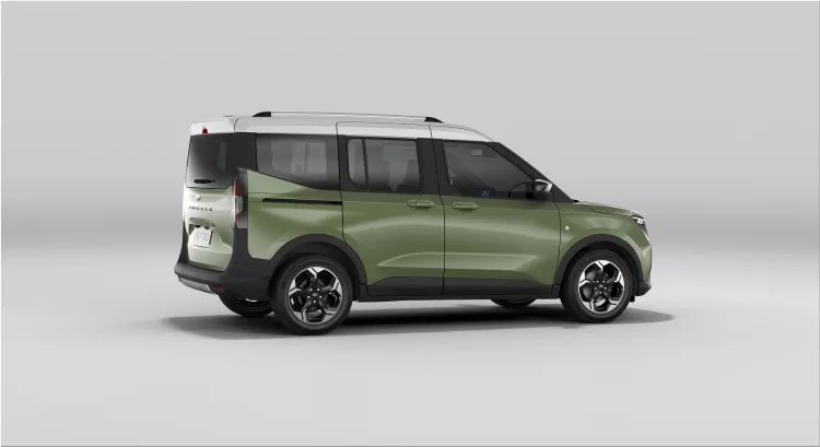 Ford E-Tourneo Courier