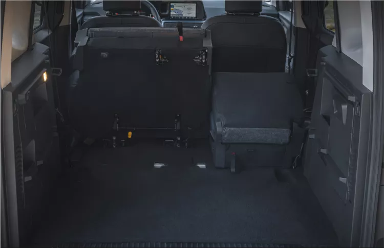 Ford E-Tourneo Courier