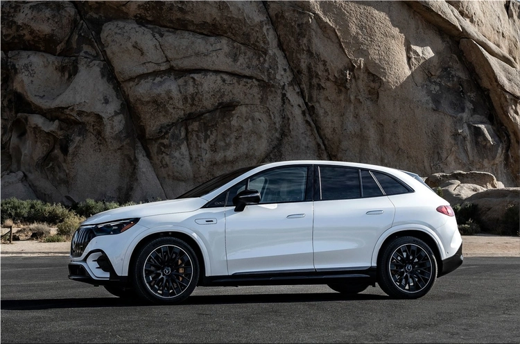 Mercedes-Benz EQE AMG SUV