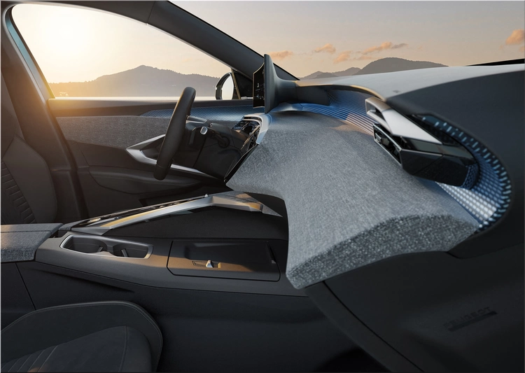 2024 Peugeot e-3008
