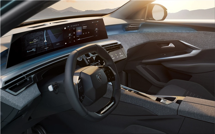 2024 Peugeot e-3008