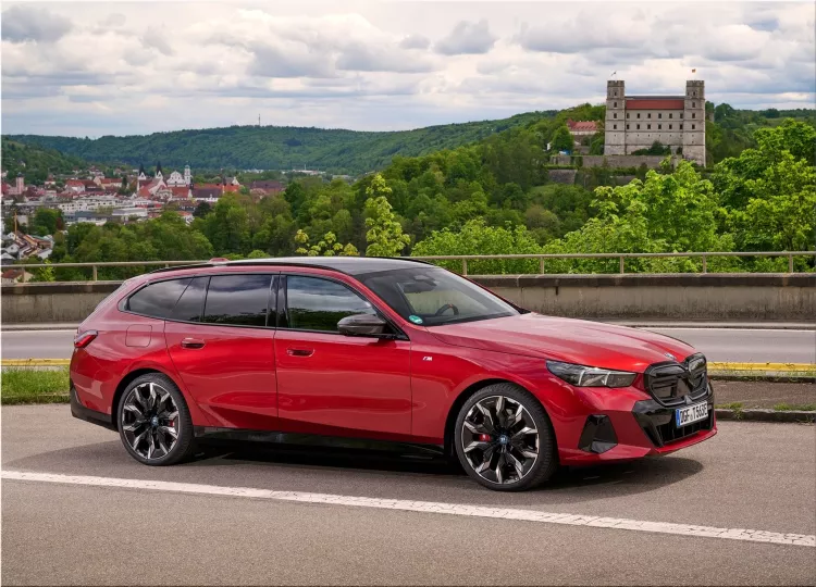 BMW i5 M60 Touring