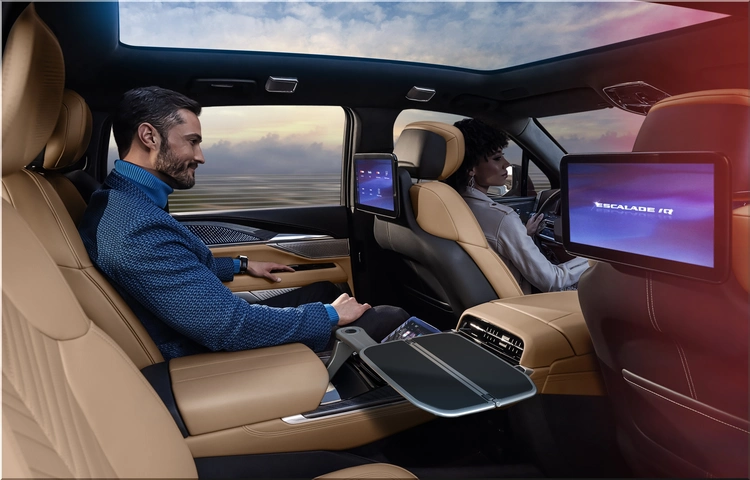 Cadillac Escalade IQ