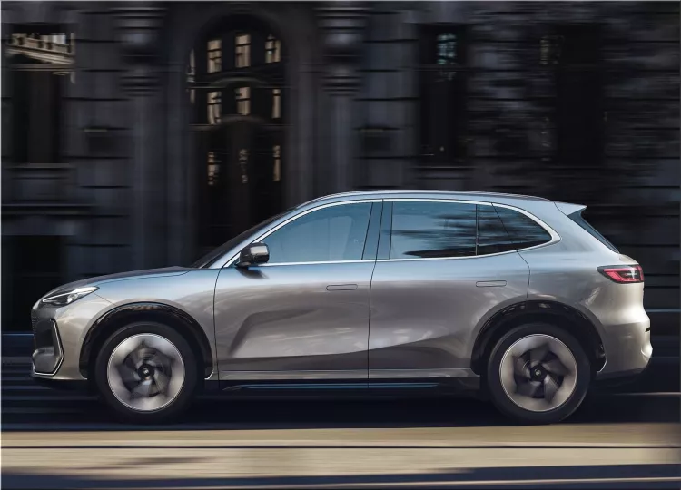 Geely Galaxy E5