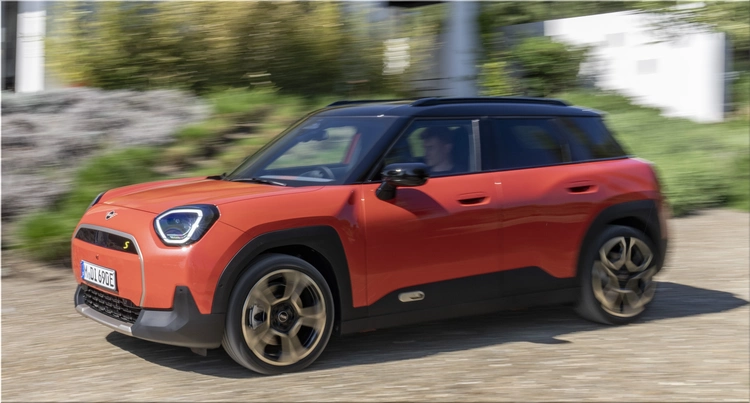 2025 MINI Aceman
