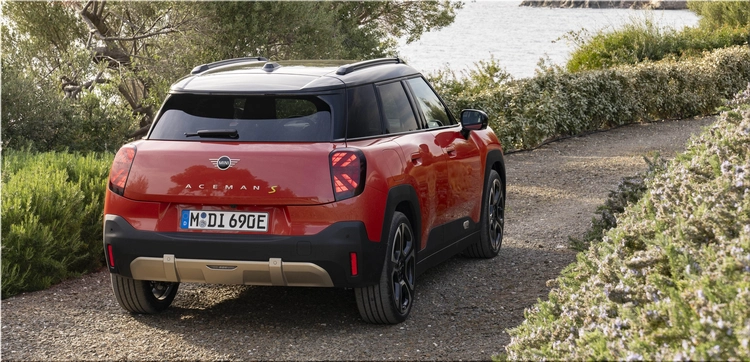 2025 MINI Aceman