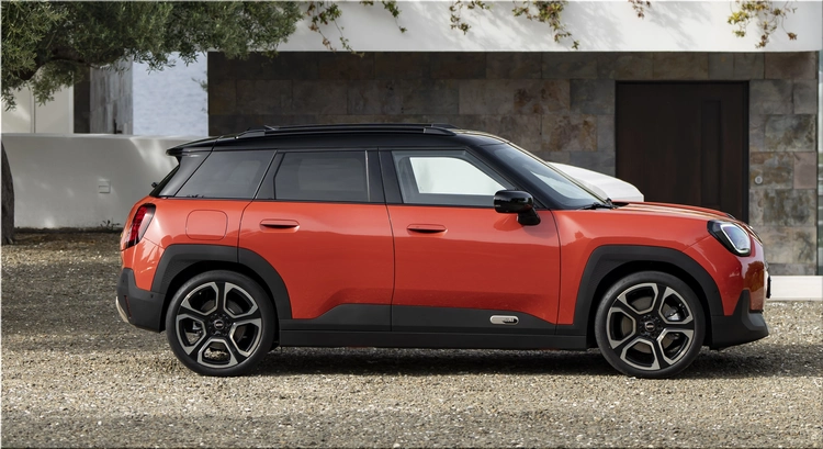 2025 MINI Aceman