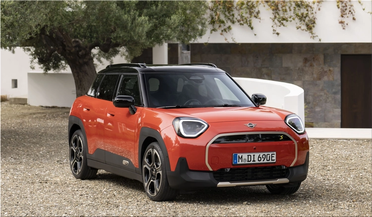 2025 MINI Aceman