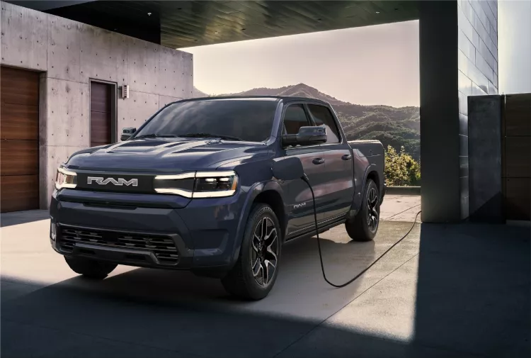RAM 1500 REV