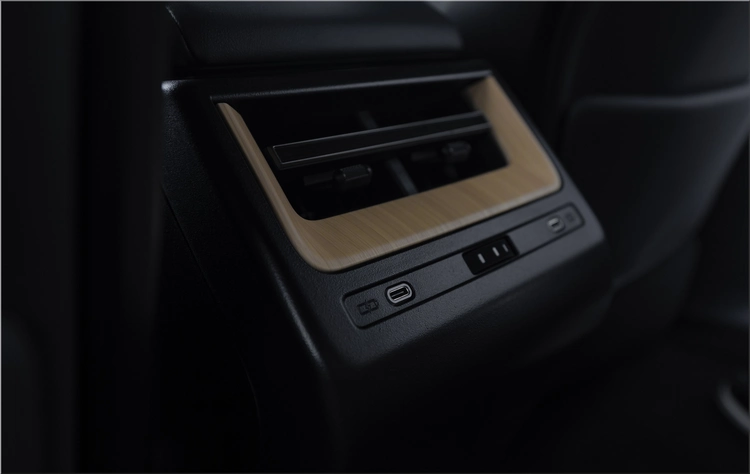 Lexus ES 500e