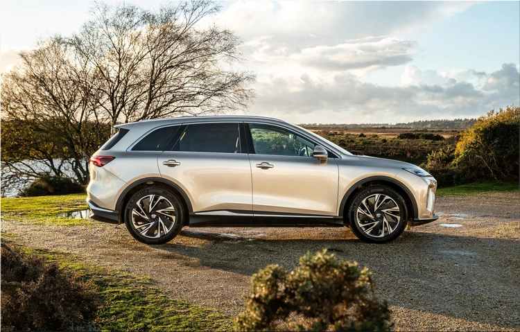MG S6 EV