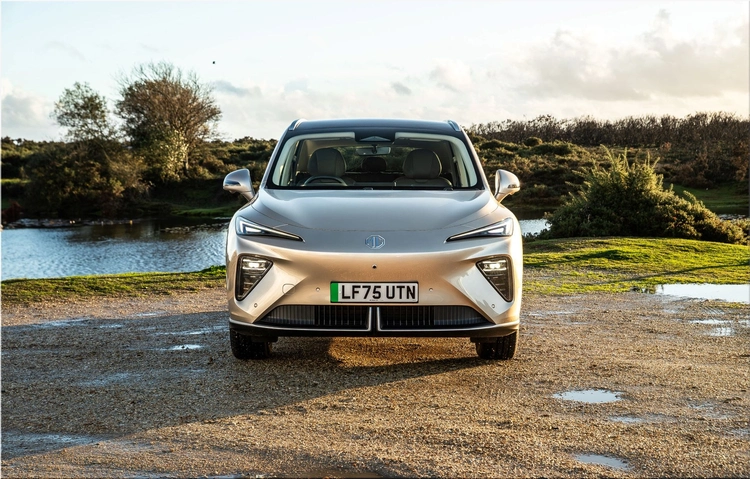 MG S6 EV