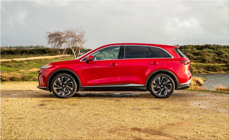 MG S6 EV