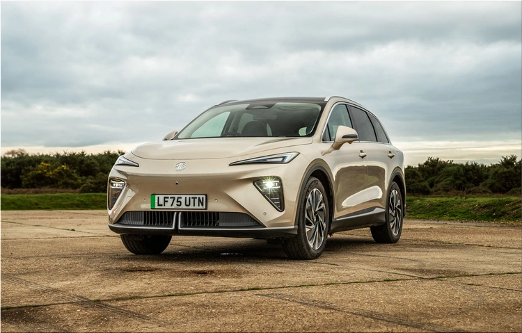 MG S6 EV