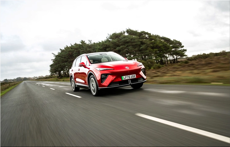 MG S6 EV