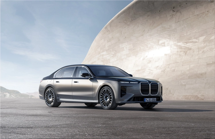 2027 BMW i7