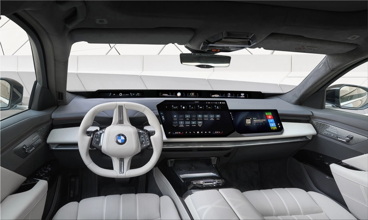 BMW i7