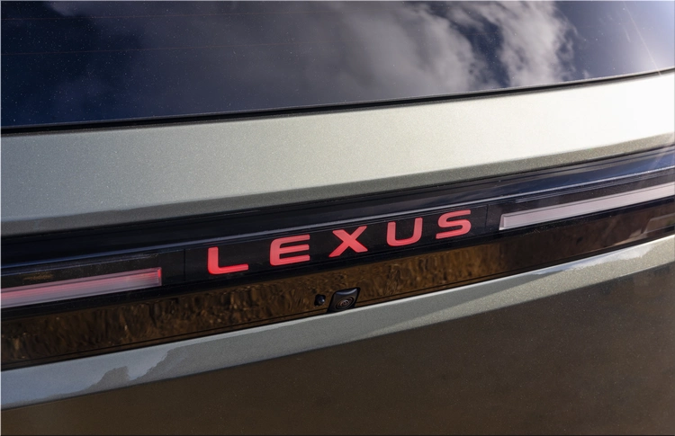 Lexus TZ