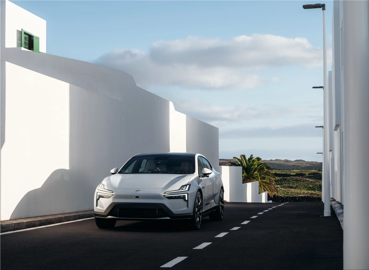 Polestar 4