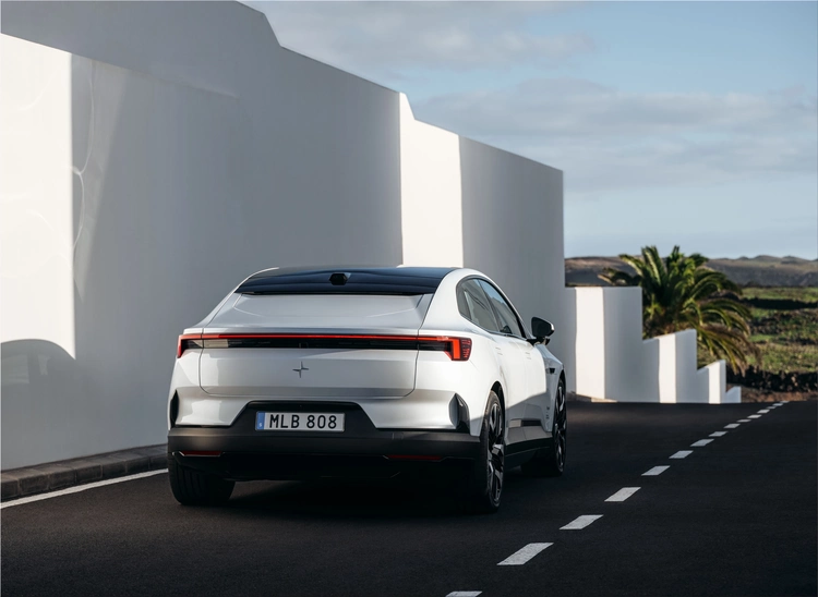 Polestar 4