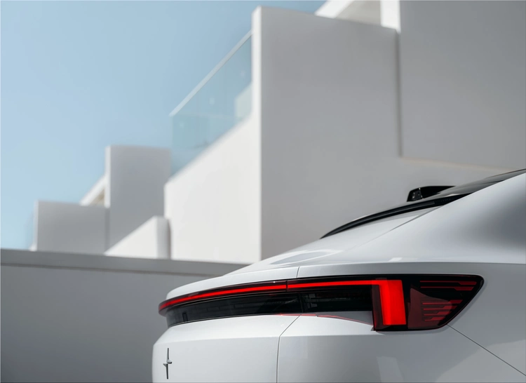Polestar 4