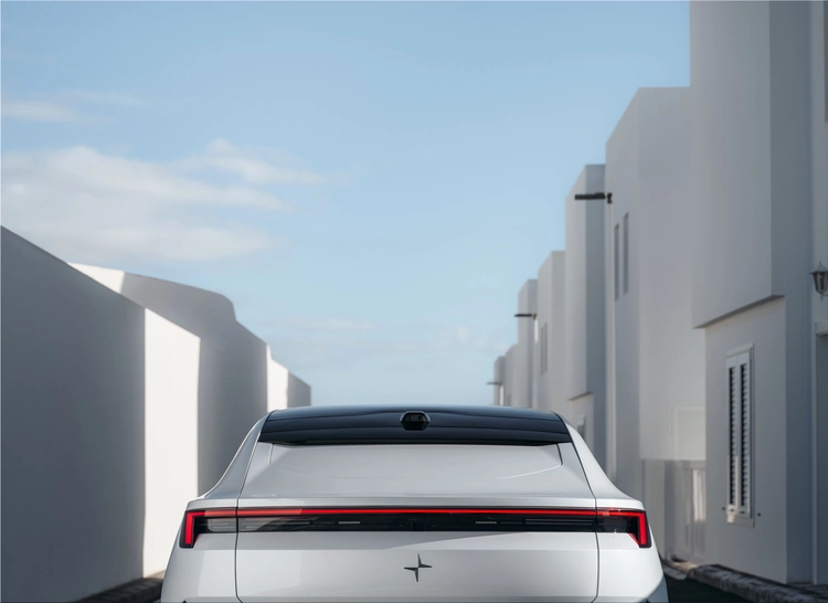 Polestar 4
