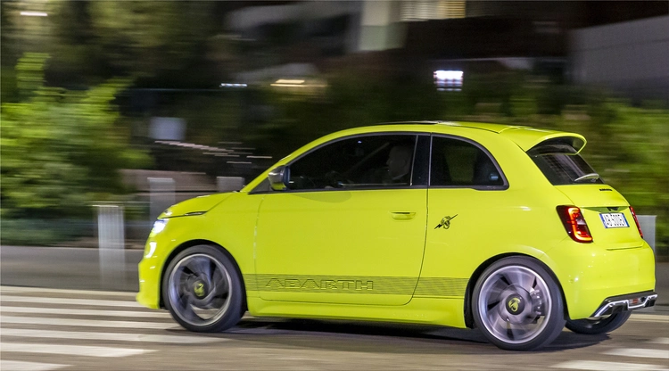 Abarth 500e electric city car