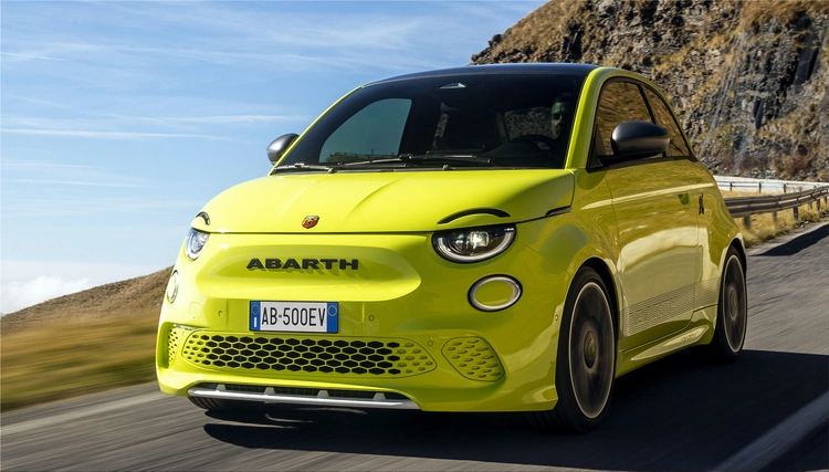 Abarth 500e electric car
