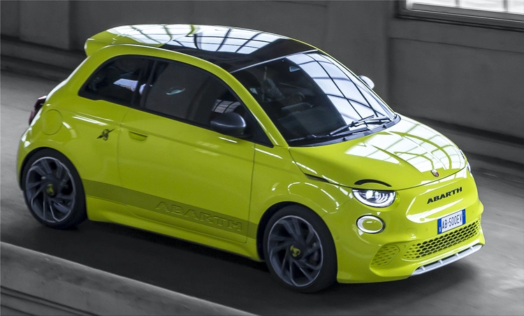 Abarth 500e electric sports car