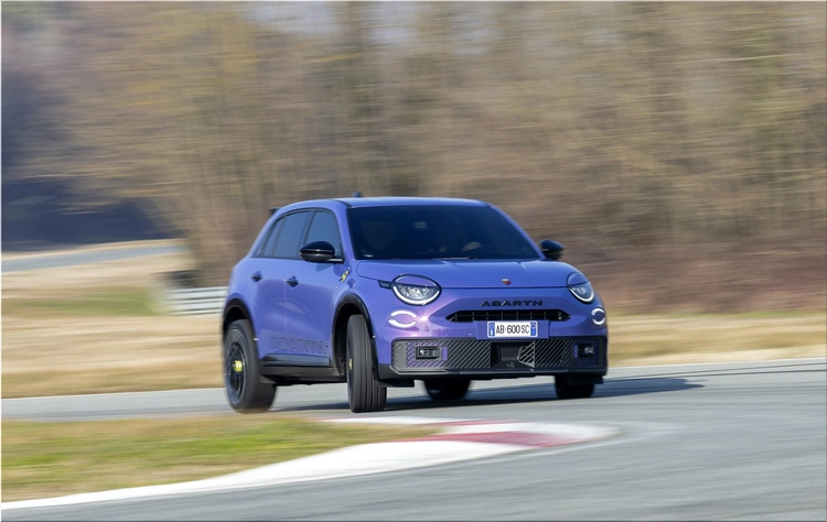 Abarth 600e