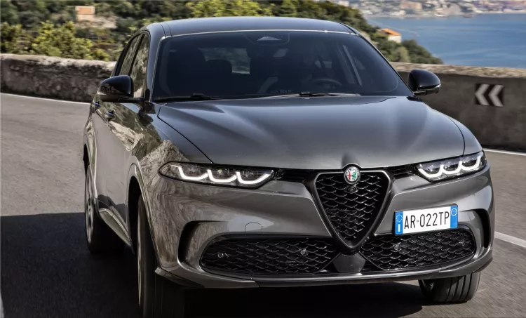 Tonale Plug-In Hybrid Q4 SUV