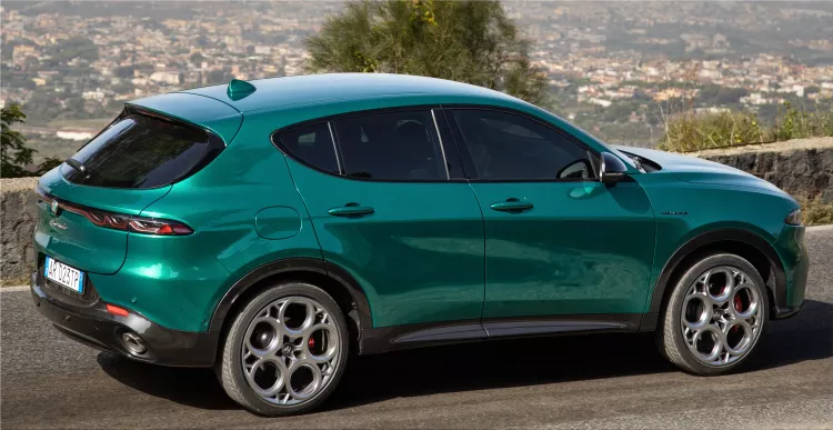 Tonale Plug-In Hybrid