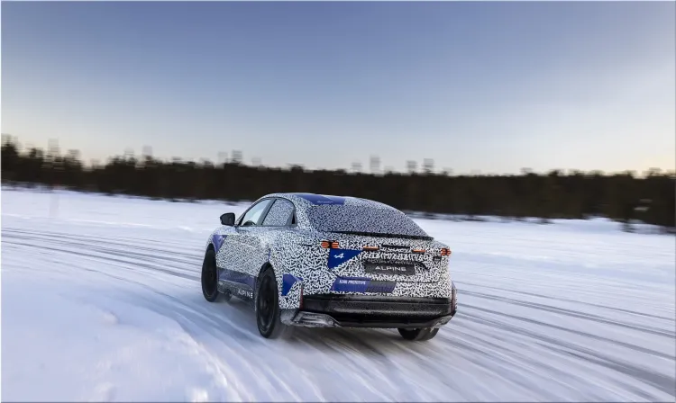 Alpine A390
