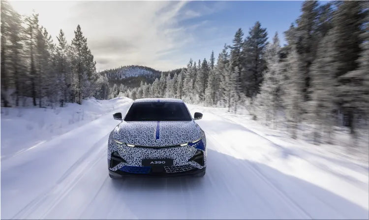 Alpine A390
