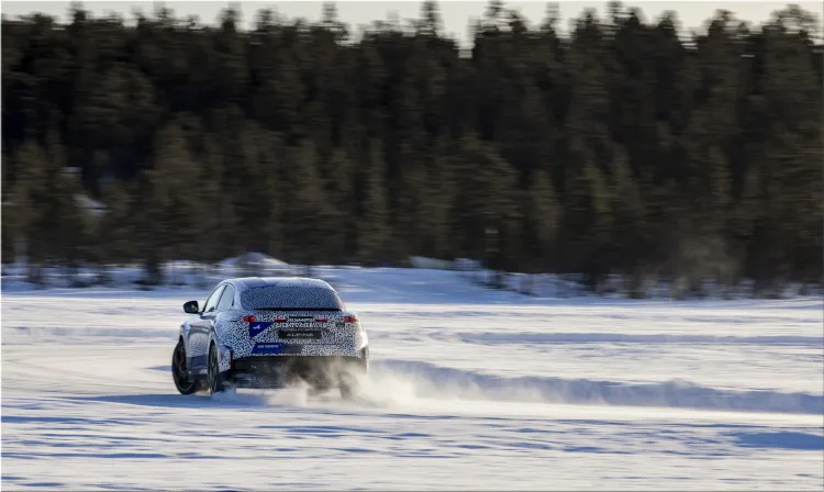 Alpine A390