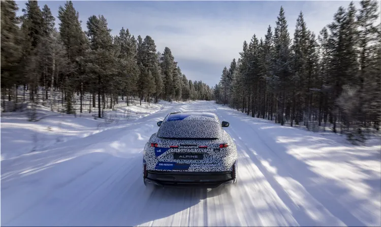 Alpine A390