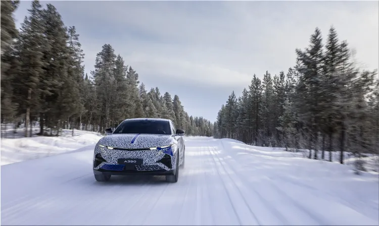 Alpine A390