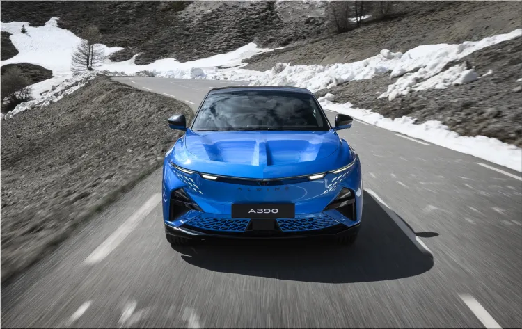 Alpine A390