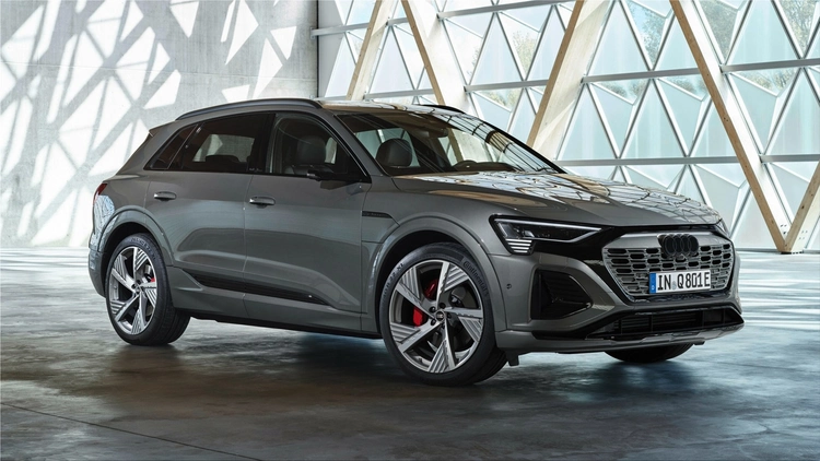 Audi Q8 Sportback e-tron