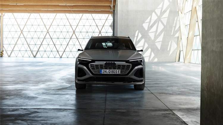 Audi Q8 Sportback e-tron