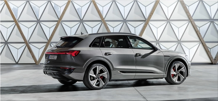 2024 Audi Q8 e-tron