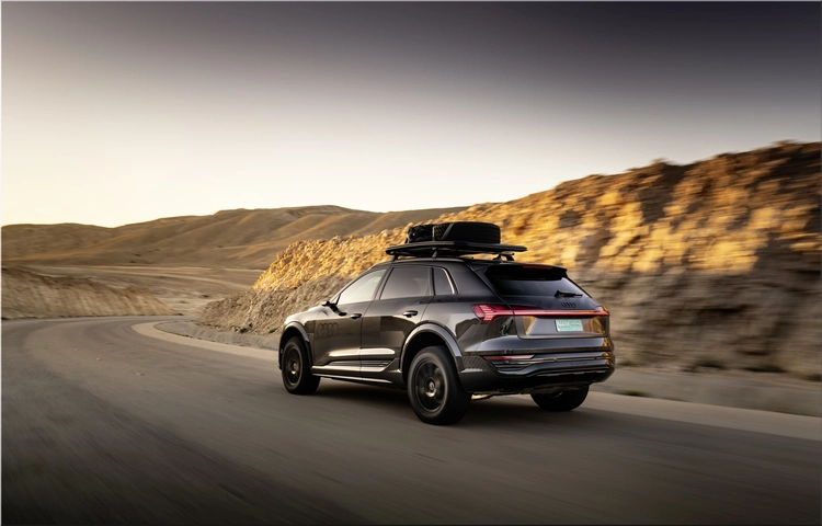 Audi Q8 e-tron Edition Dakar
