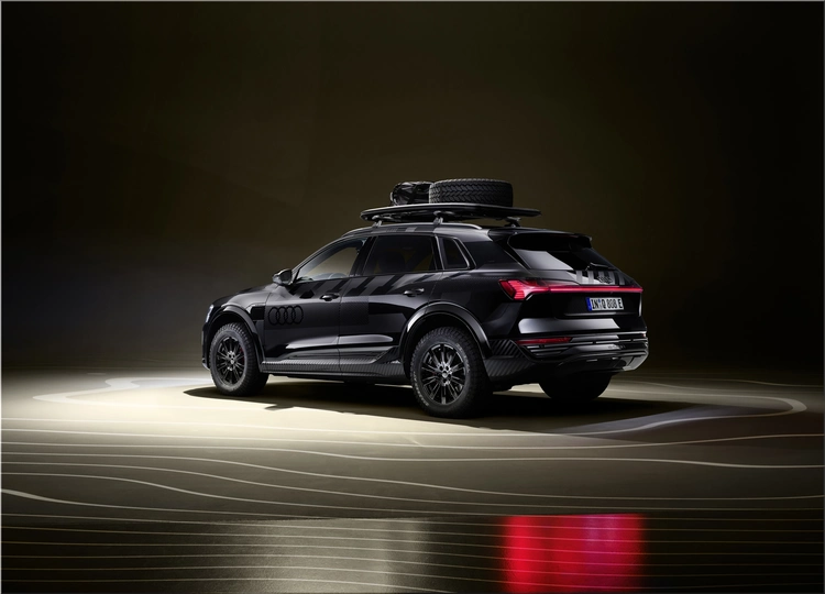 Audi Q8 e-tron Edition Dakar